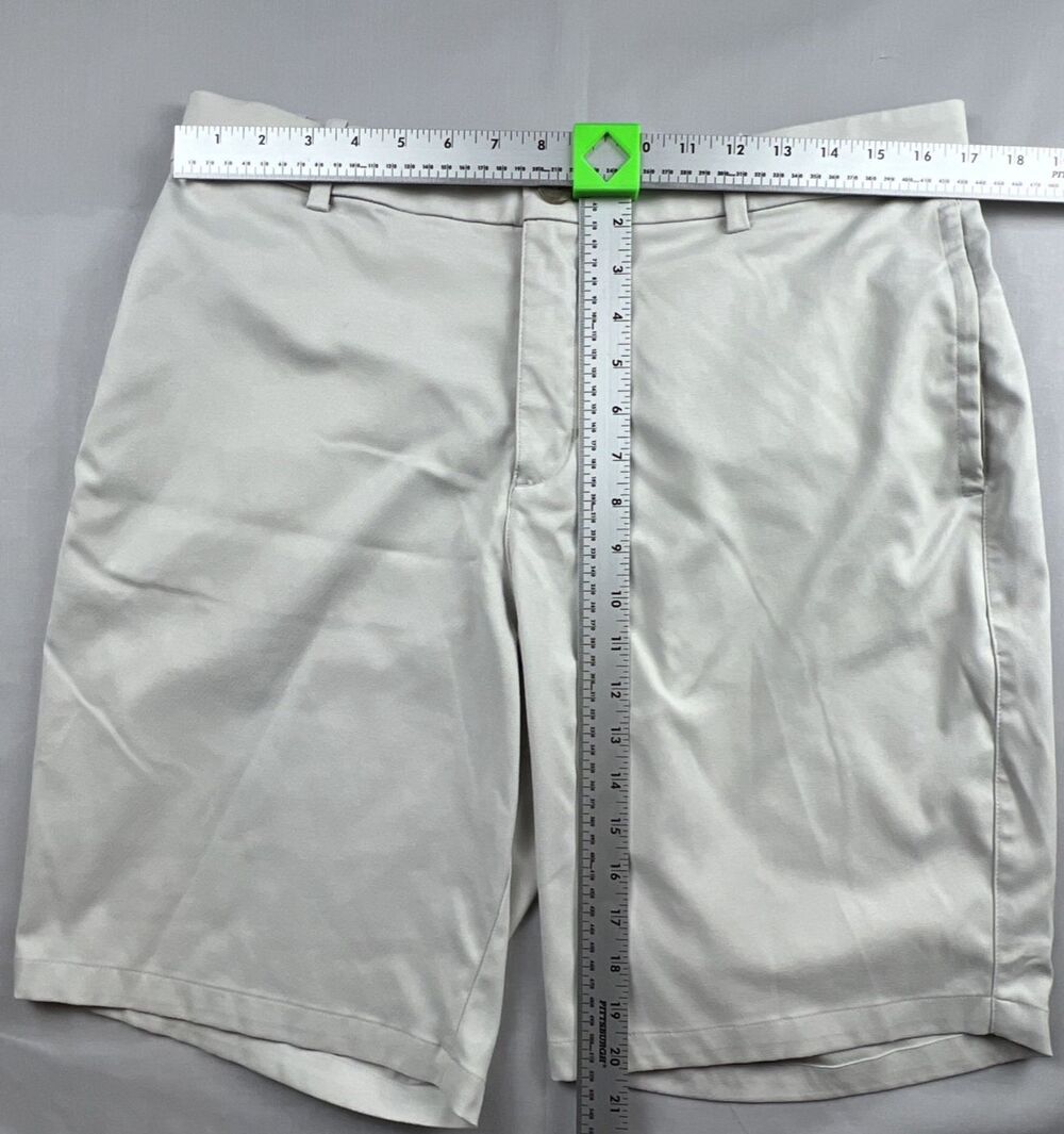 Nike Golf Shorts Size 34 - Picture 4 of 7